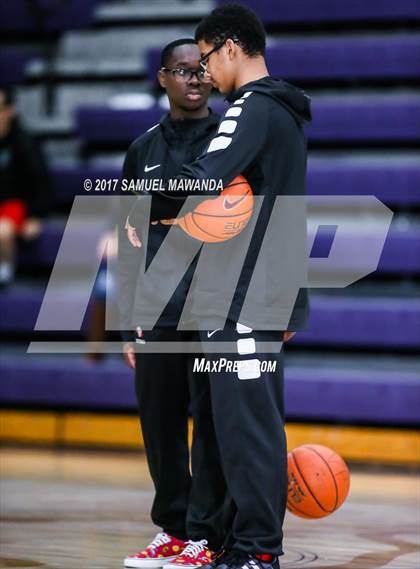 Thumbnail 3 in View Park vs Rancho Christian photogallery.