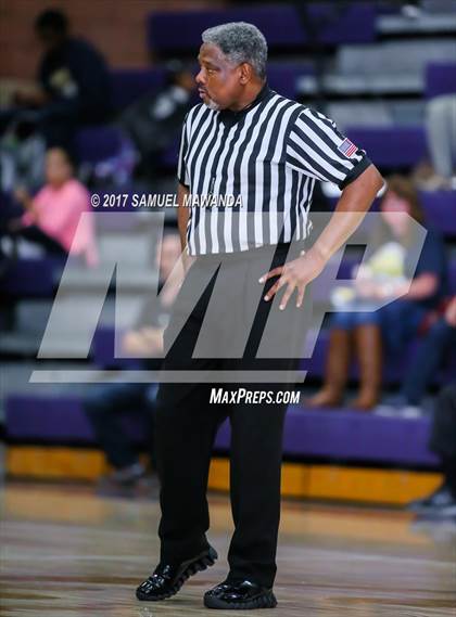 Thumbnail 2 in View Park vs Rancho Christian photogallery.