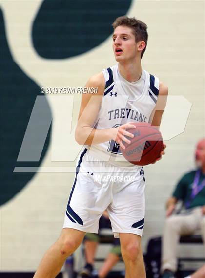 Thumbnail 2 in Mountain Ridge vs. New Trier (Horizon Holiday Hoops Tournament) photogallery.