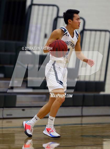 Thumbnail 2 in Mountain Ridge vs. New Trier (Horizon Holiday Hoops Tournament) photogallery.