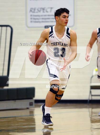 Thumbnail 2 in Mountain Ridge vs. New Trier (Horizon Holiday Hoops Tournament) photogallery.