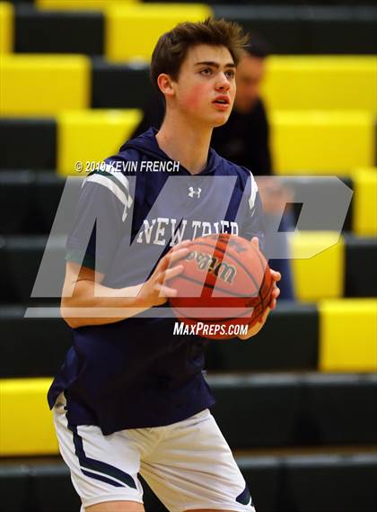 Thumbnail 3 in Mountain Ridge vs. New Trier (Horizon Holiday Hoops Tournament) photogallery.