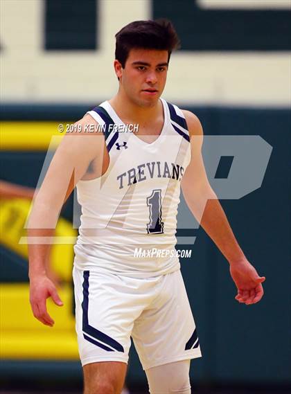 Thumbnail 3 in Mountain Ridge vs. New Trier (Horizon Holiday Hoops Tournament) photogallery.