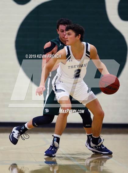 Thumbnail 2 in Mountain Ridge vs. New Trier (Horizon Holiday Hoops Tournament) photogallery.