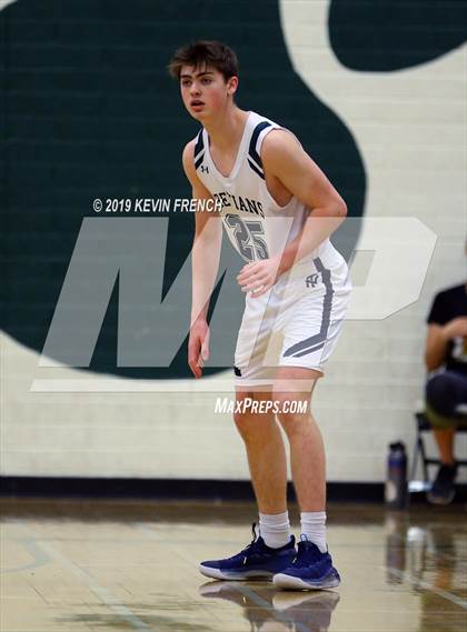 Thumbnail 2 in Mountain Ridge vs. New Trier (Horizon Holiday Hoops Tournament) photogallery.