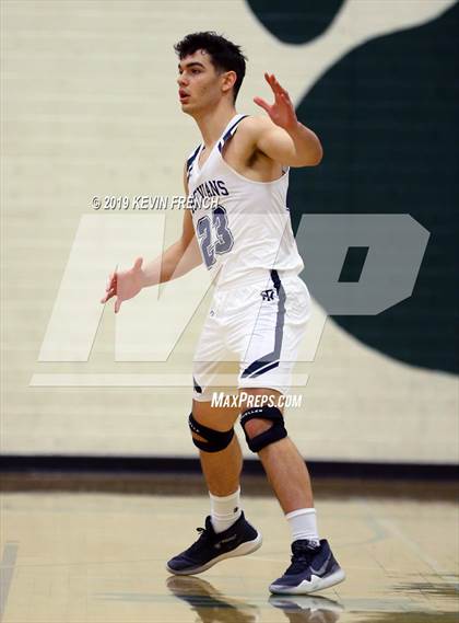 Thumbnail 1 in Mountain Ridge vs. New Trier (Horizon Holiday Hoops Tournament) photogallery.