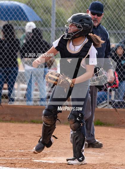 Thumbnail 3 in Pacifica vs. Foothill Tech photogallery.