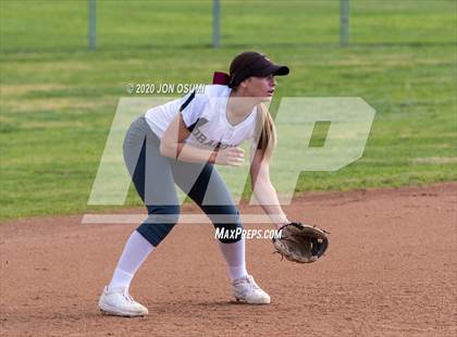 Thumbnail 1 in Pacifica vs. Foothill Tech photogallery.