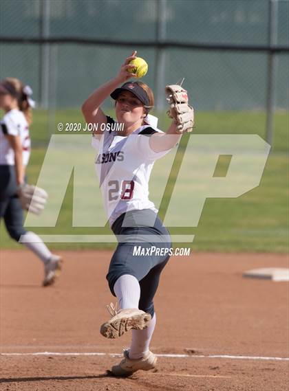 Thumbnail 2 in Pacifica vs. Foothill Tech photogallery.
