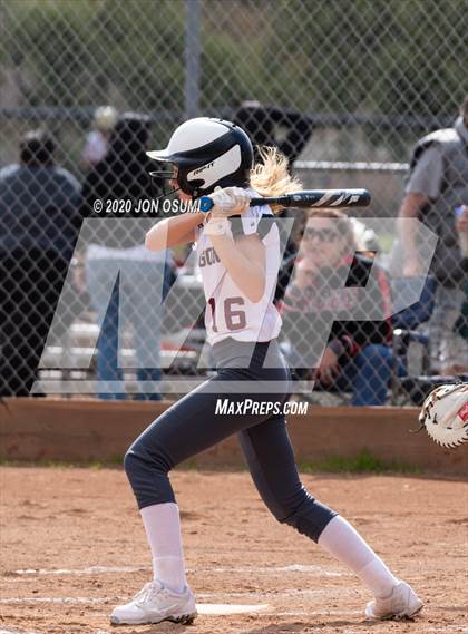 Thumbnail 1 in Pacifica vs. Foothill Tech photogallery.
