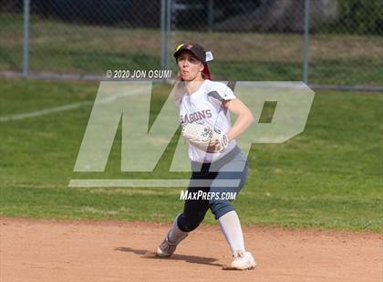 Thumbnail 2 in Pacifica vs. Foothill Tech photogallery.
