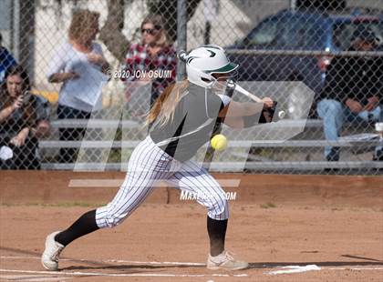 Thumbnail 3 in Pacifica vs. Foothill Tech photogallery.