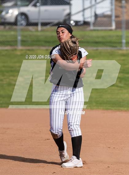 Thumbnail 3 in Pacifica vs. Foothill Tech photogallery.