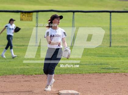 Thumbnail 2 in Pacifica vs. Foothill Tech photogallery.