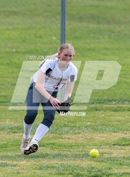 Thumbnail 2 in Pacifica vs. Foothill Tech photogallery.