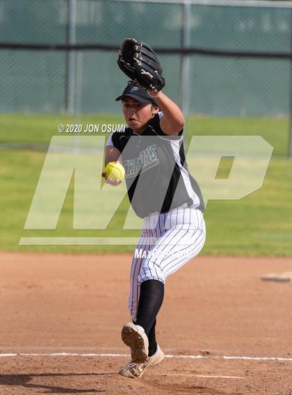 Thumbnail 2 in Pacifica vs. Foothill Tech photogallery.