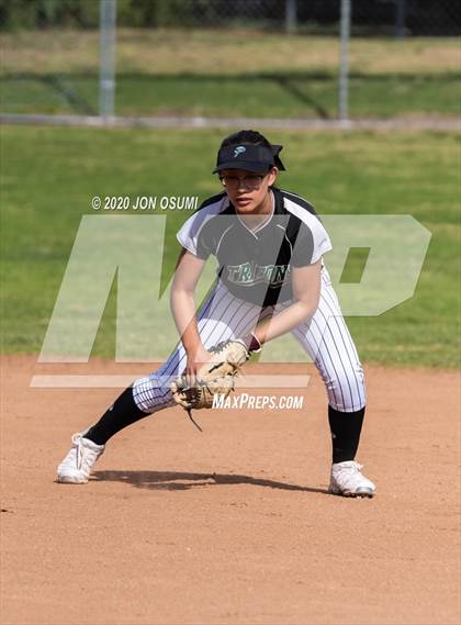 Thumbnail 1 in Pacifica vs. Foothill Tech photogallery.