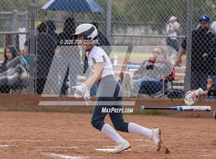 Thumbnail 2 in Pacifica vs. Foothill Tech photogallery.