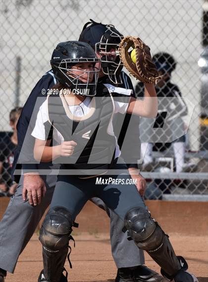 Thumbnail 3 in Pacifica vs. Foothill Tech photogallery.