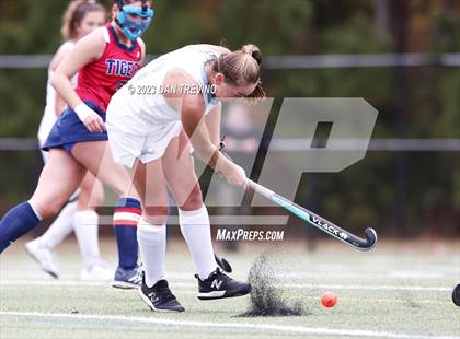 Thumbnail 3 in First Colonial vs. Independence (VHSL Class 5 Final) photogallery.