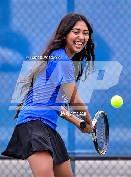 Thumbnail 3 in Charter Oak (Varsity Showcase) photogallery.