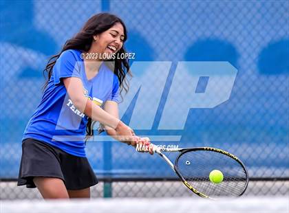 Thumbnail 2 in Charter Oak (Varsity Showcase) photogallery.