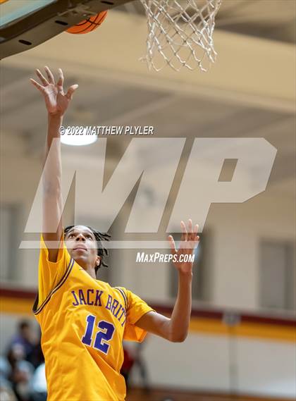 Thumbnail 1 in Jack Britt @ Douglas Byrd photogallery.