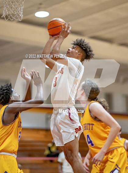 Thumbnail 1 in Jack Britt @ Douglas Byrd photogallery.