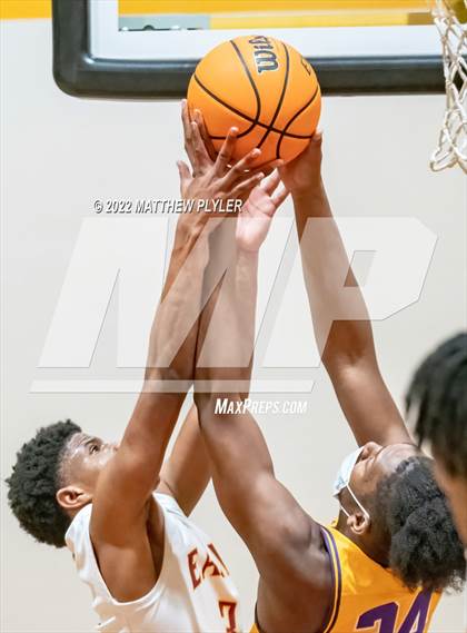 Thumbnail 1 in Jack Britt @ Douglas Byrd photogallery.