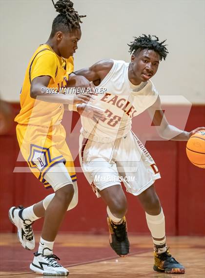 Thumbnail 1 in Jack Britt @ Douglas Byrd photogallery.