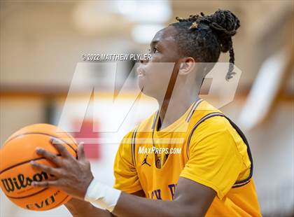 Thumbnail 1 in Jack Britt @ Douglas Byrd photogallery.