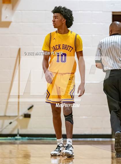 Thumbnail 1 in Jack Britt @ Douglas Byrd photogallery.