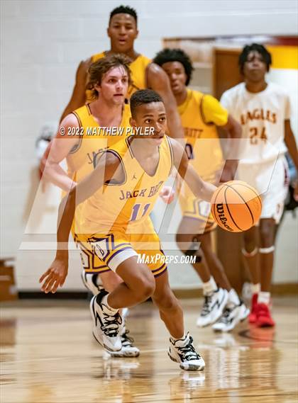 Thumbnail 1 in Jack Britt @ Douglas Byrd photogallery.