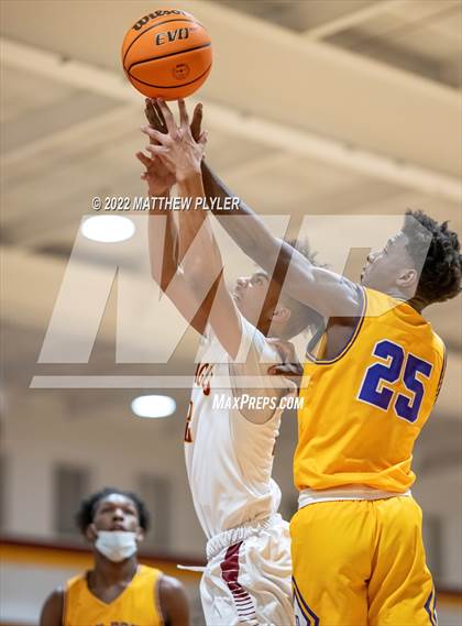 Thumbnail 2 in Jack Britt @ Douglas Byrd photogallery.