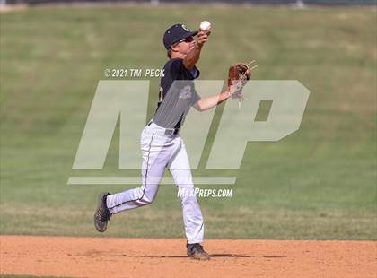 Thumbnail 2 in Canyon @ Foothill photogallery.