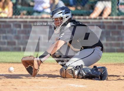 Thumbnail 3 in Canyon @ Foothill photogallery.