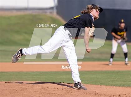 Thumbnail 3 in Canyon @ Foothill photogallery.