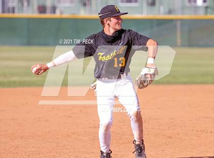 Thumbnail 1 in Canyon @ Foothill photogallery.