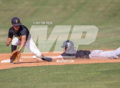 Thumbnail 2 in Canyon @ Foothill photogallery.