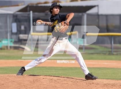 Thumbnail 1 in Canyon @ Foothill photogallery.