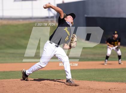 Thumbnail 3 in Canyon @ Foothill photogallery.