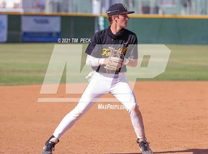Thumbnail 1 in Canyon @ Foothill photogallery.