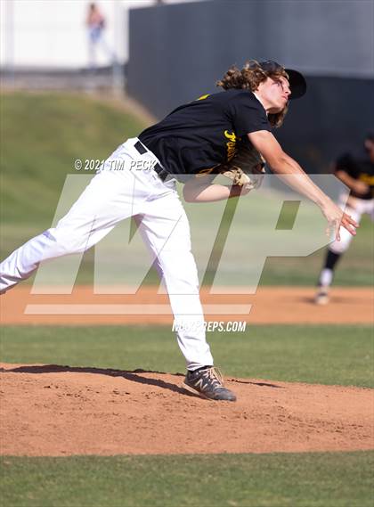 Thumbnail 3 in Canyon @ Foothill photogallery.