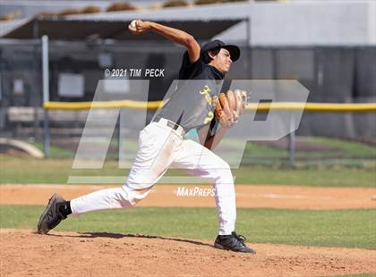 Thumbnail 2 in Canyon @ Foothill photogallery.