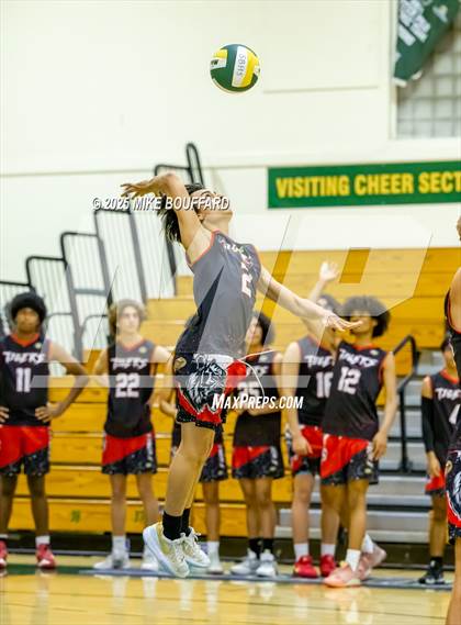 Thumbnail 2 in Elsinore vs Santa Barbara (CIF-SS D4 Round 1 Playoff) photogallery.
