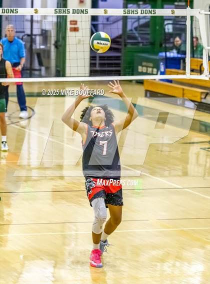 Thumbnail 1 in Elsinore vs Santa Barbara (CIF-SS D4 Round 1 Playoff) photogallery.