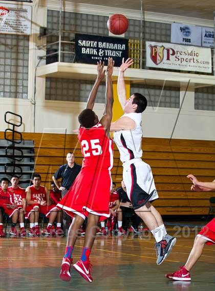 Thumbnail 1 in Carpinteria vs Santa Maria (Santa Barbara Holiday Classic) photogallery.