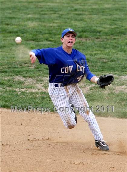 Thumbnail 2 in Covington Catholic @ Newport Central Catholic photogallery.
