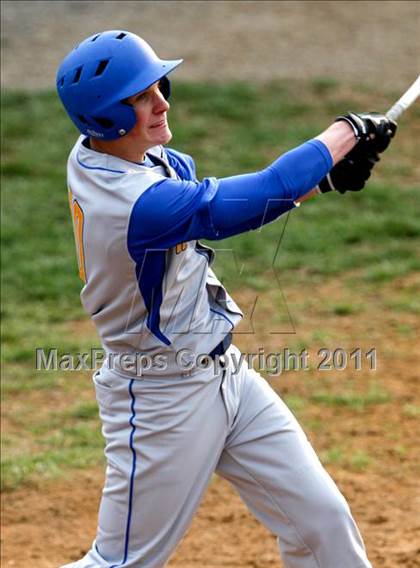Thumbnail 2 in Covington Catholic @ Newport Central Catholic photogallery.