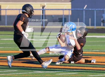 Thumbnail 1 in Grand Saline vs Rains photogallery.